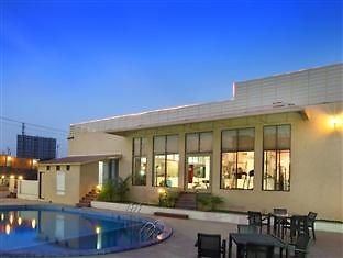 O2 Wellness Club Hotel Pune Exterior photo
